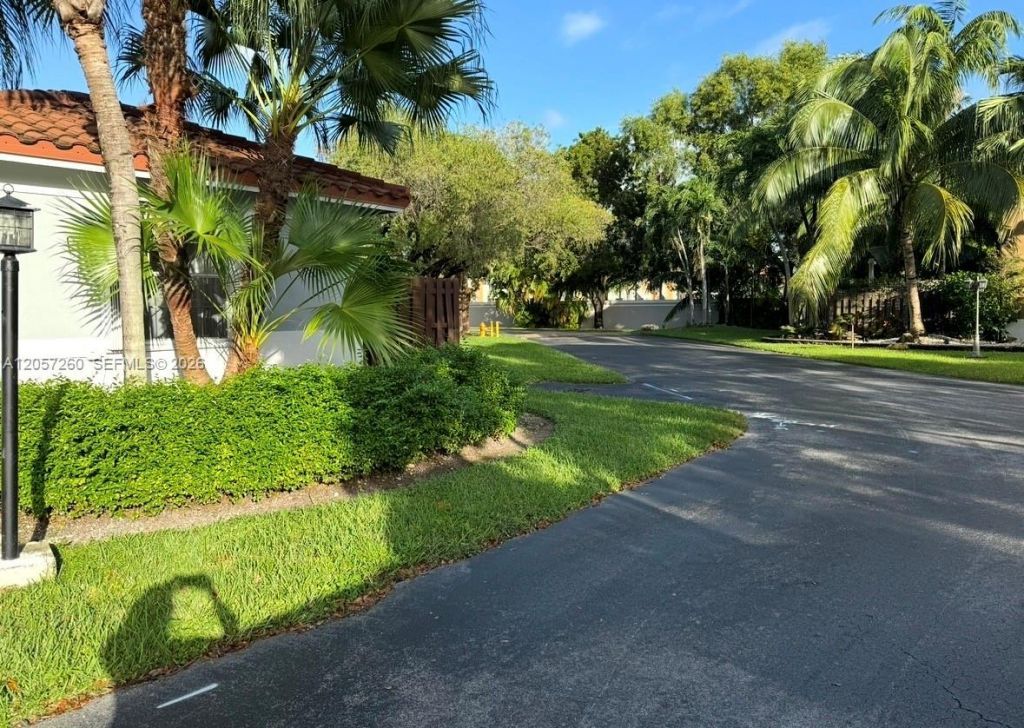 5758 NW 97th Pl , Doral, FL 33178 Photo