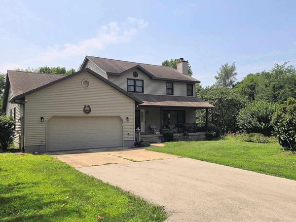 10790 SALISBURY Road, Pleasant Plains, IL 62677