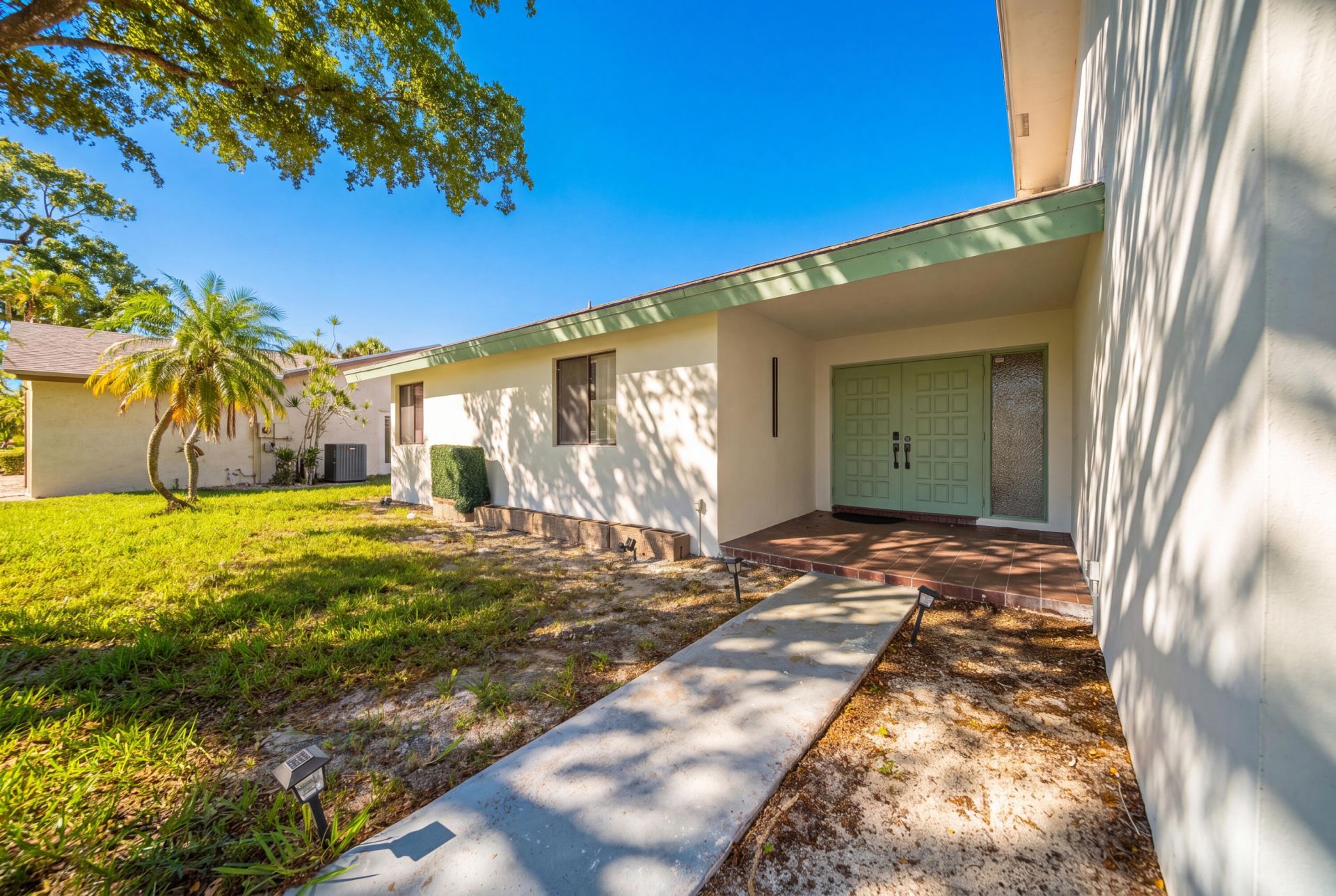 8114 Nutmeg Way, Tamarac, FL 33321 Photo