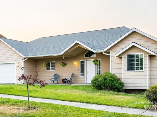 364 Pintail Ln, Moscow, ID 83843