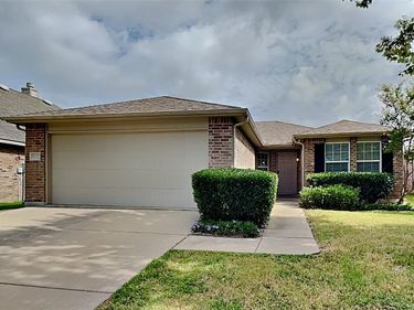 5620 Talons Crest Circle, Fort Worth, TX 76179