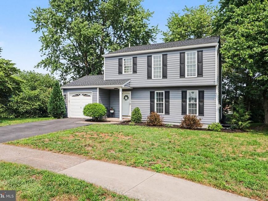 122 Huntley Drive, Harrisburg, PA 17112 Main Photo