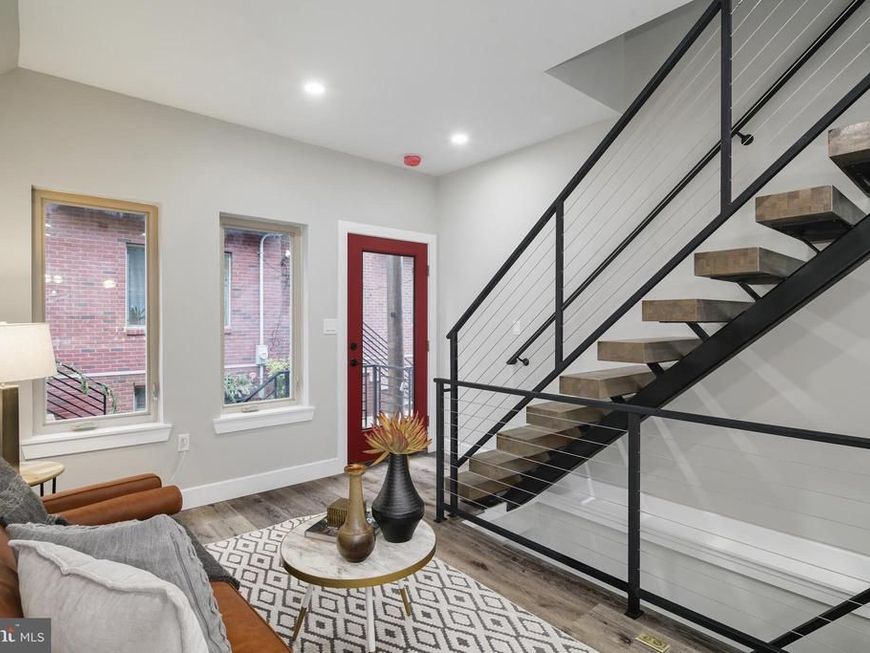 1006 S Fairhill Street, Philadelphia, PA 19147 Main Photo
