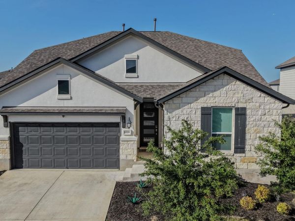 6504 Velvet Leaf LN, Buda, TX 78610
