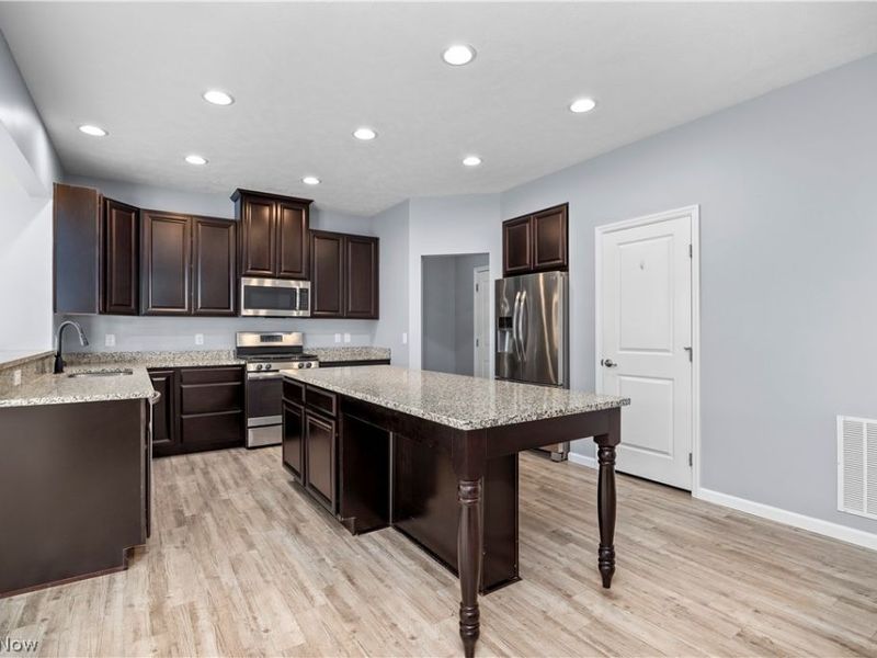 3109 Woodland Trail, Avon, OH 44011 Photo 16