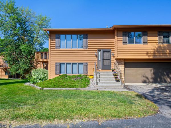 45 Restless Court, Unit 104, North Mankato, MN 56003