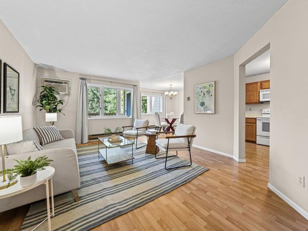 1560 Wheelock Lane, Unit 203, Saint Paul, MN 55117