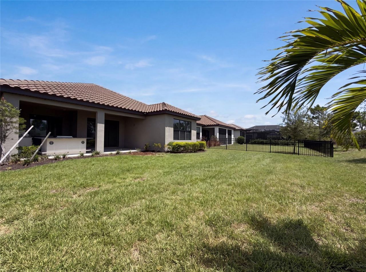 4516 Crestpoint Way, Palmetto, FL 34221 Photo