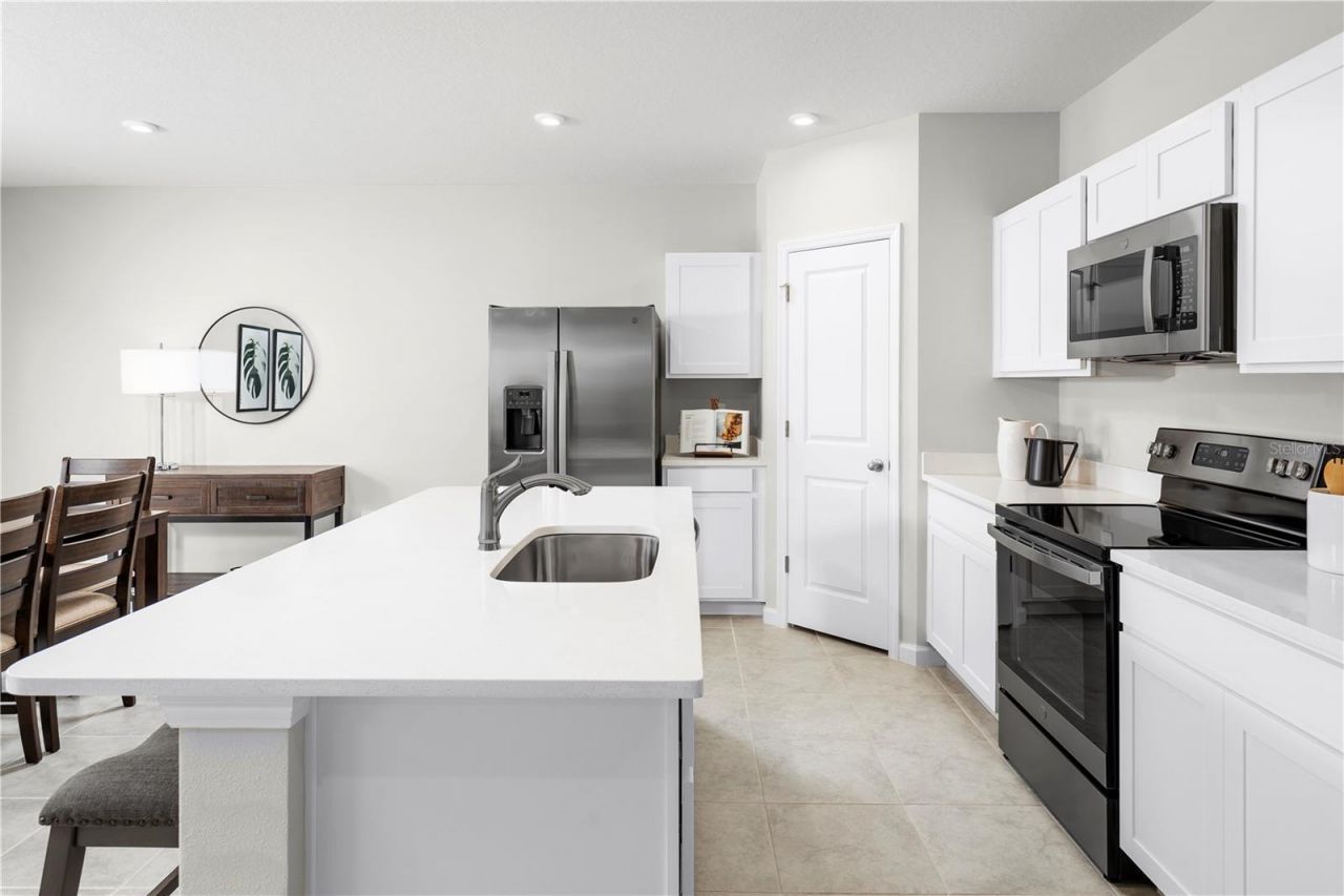 17108 6th Terrace E, Bradenton, FL 34212 Photo