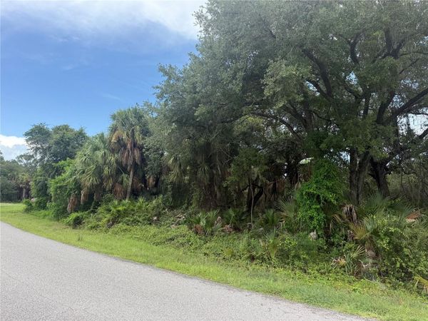 POMONA AVENUE , NORTH PORT, FL 34288