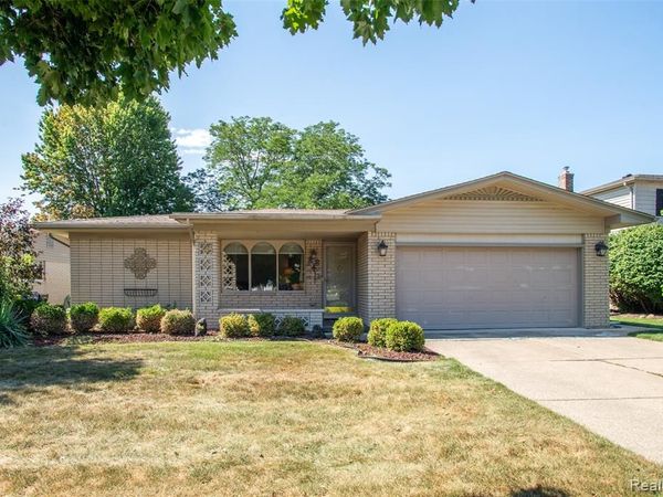 42929 Versailles Road, CANTON, MI 48187