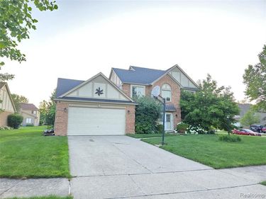 1152 Congress Drive , Troy, MI 48085