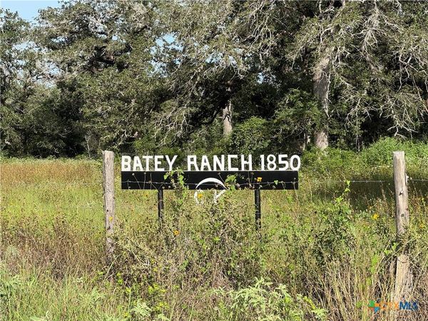 0 Batey Ranch Road, Nixon, TX 78140