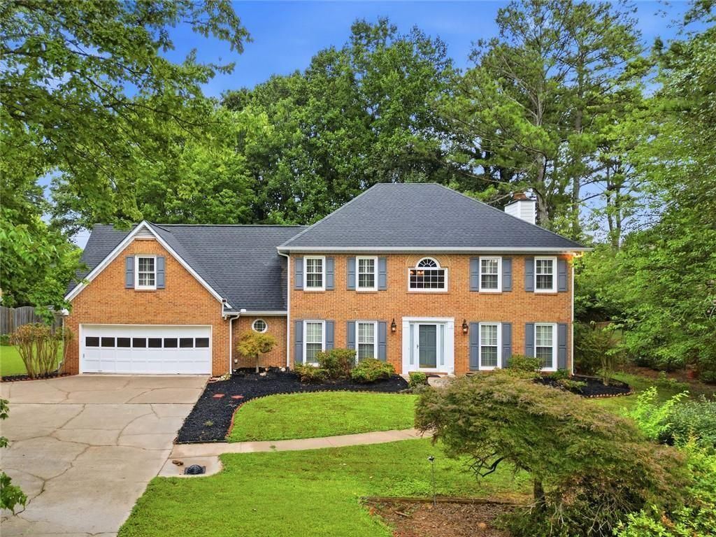 12135 N Hickory Trace, Alpharetta, GA 30004 Main Photo