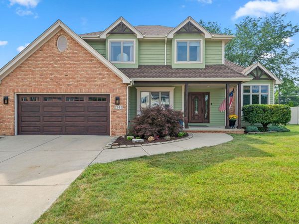 2345 Divac Drive, Schererville, IN 46375