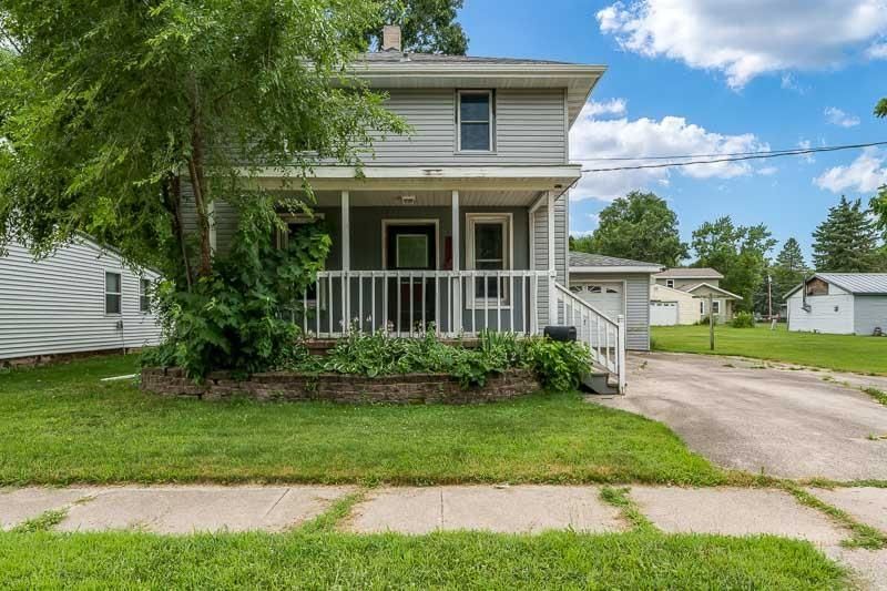 312 Burr Oak Avenue, South Beloit, IL 61080 Main Photo