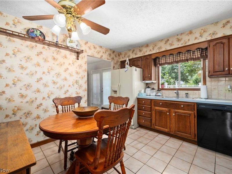1502 Sanford Street, Vermilion, OH 44089 Photo 14