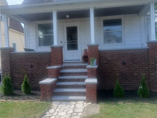 18658 Abby Avenue , Euclid, OH 44119