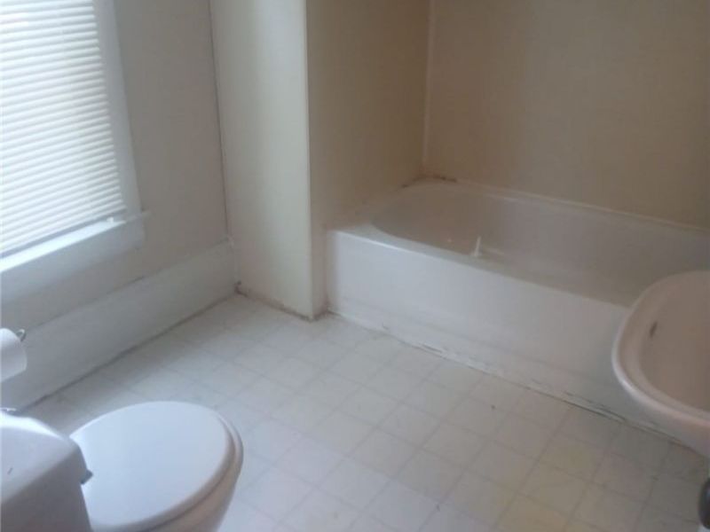 18658 Abby Avenue, Euclid, OH 44119 Photo 18