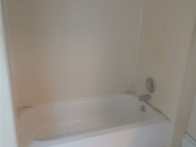 18658 Abby Avenue , Euclid, OH 44119 Photo 25
