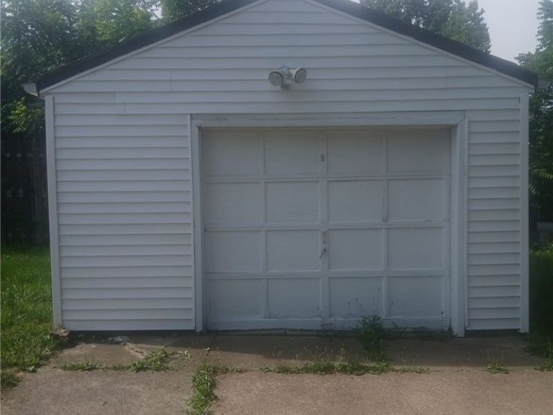 18658 Abby Avenue, Euclid, OH 44119 Photo 6
