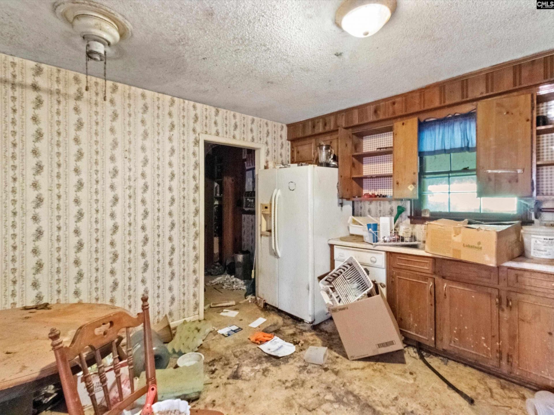 642 Old Friars Road  Photo 4