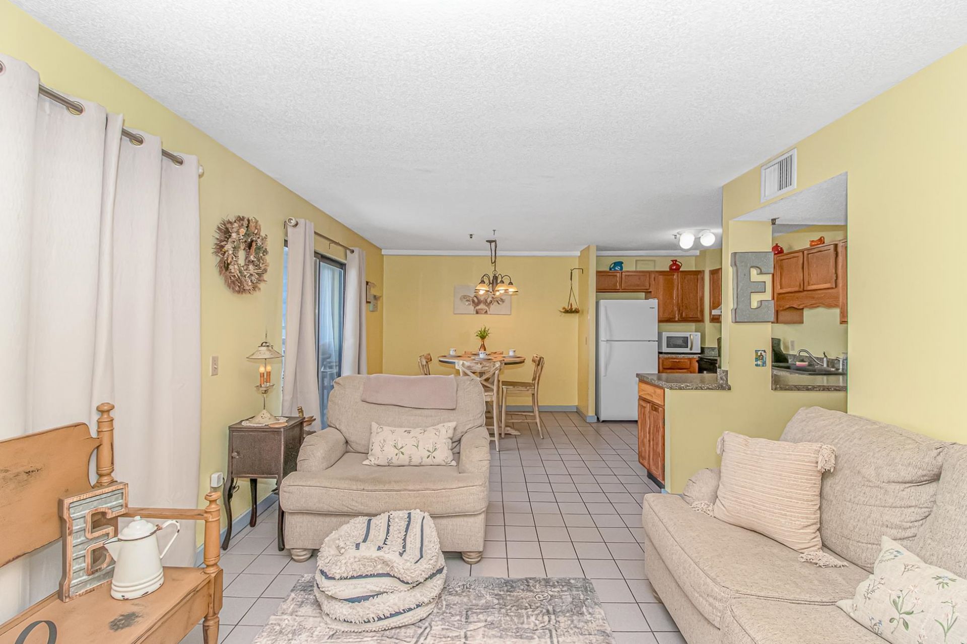 5905 S Kings Hwy.  Photo 5