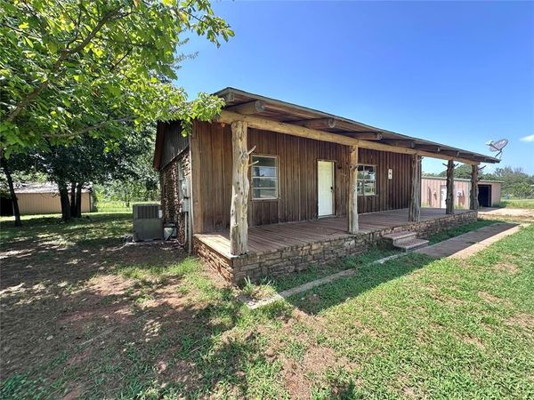 20442 Old Barn Road, Tecumseh, OK 74873