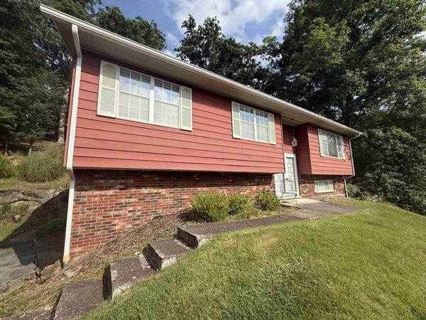17 Sauk Court, Huntington, WV 25705
