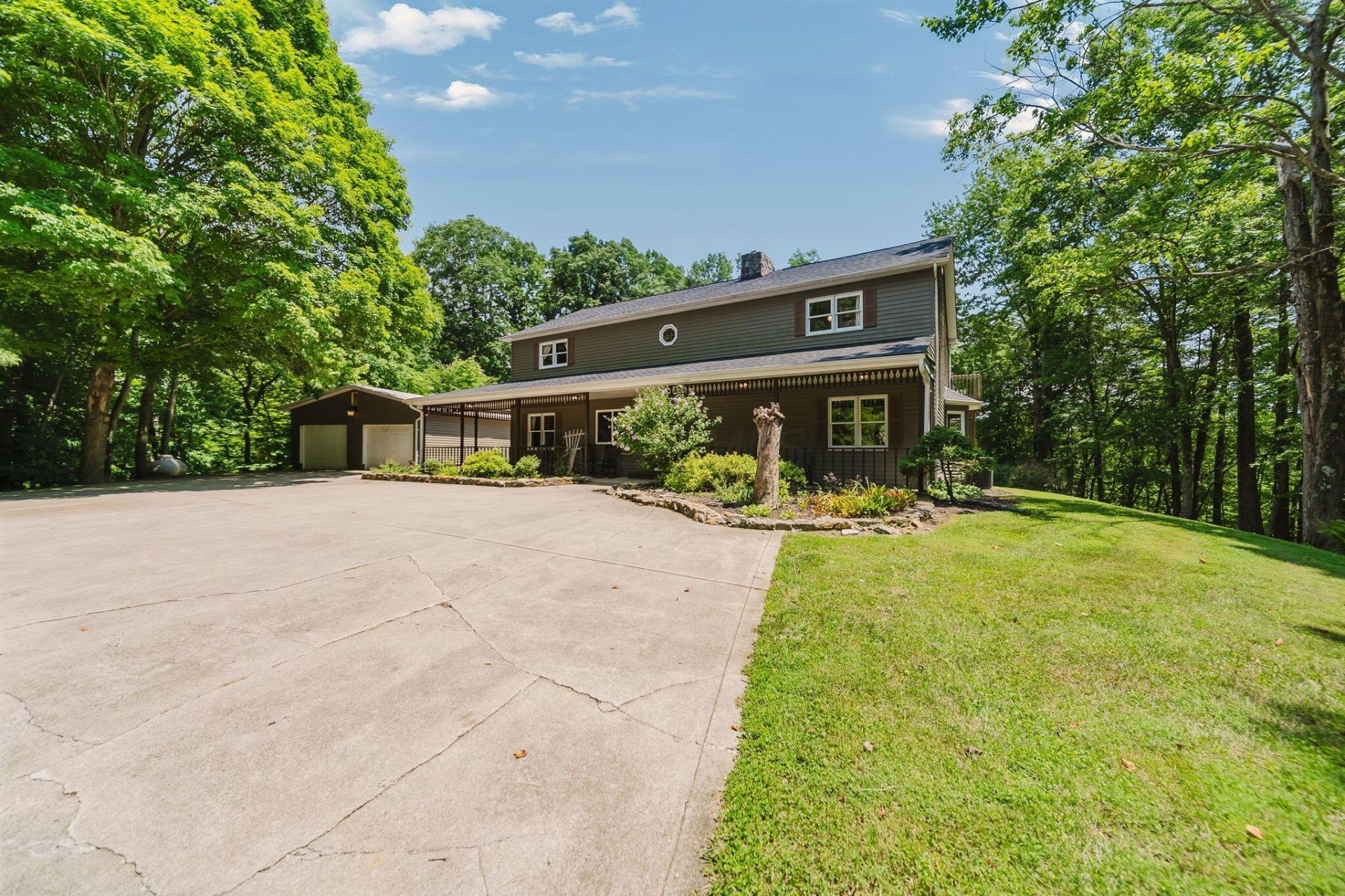 23095 Buena Vista Road , Rockbridge, OH 43149 Main Photo