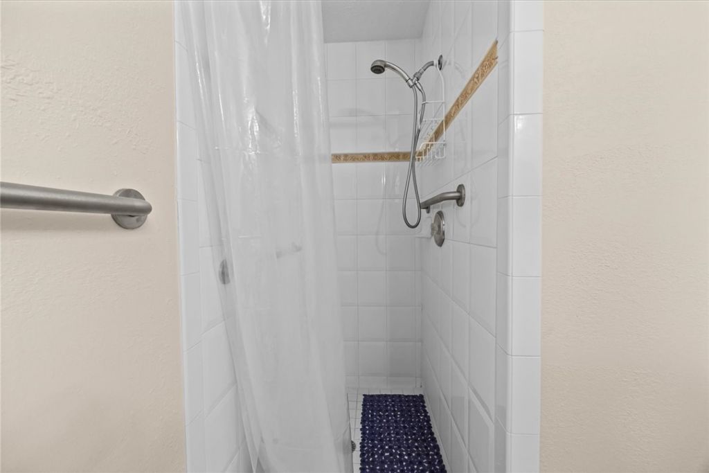 1758 Lakefront Boulevard, Unit B, Fort Pierce, FL 34982 Photo