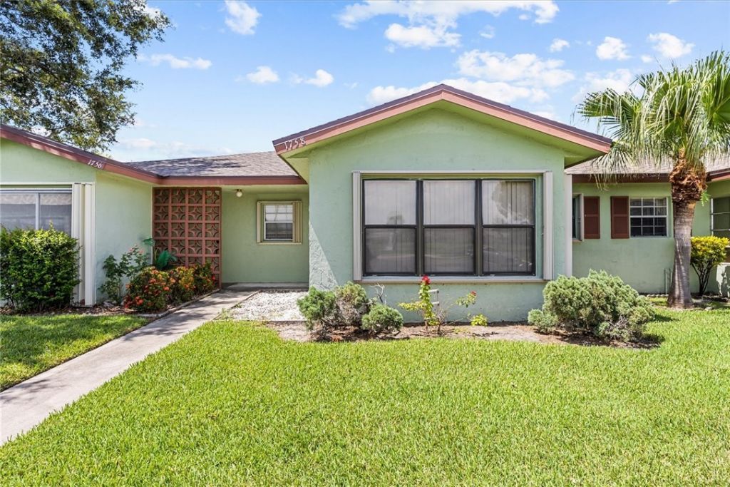1758 Lakefront Boulevard, Unit B, Fort Pierce, FL 34982 Photo