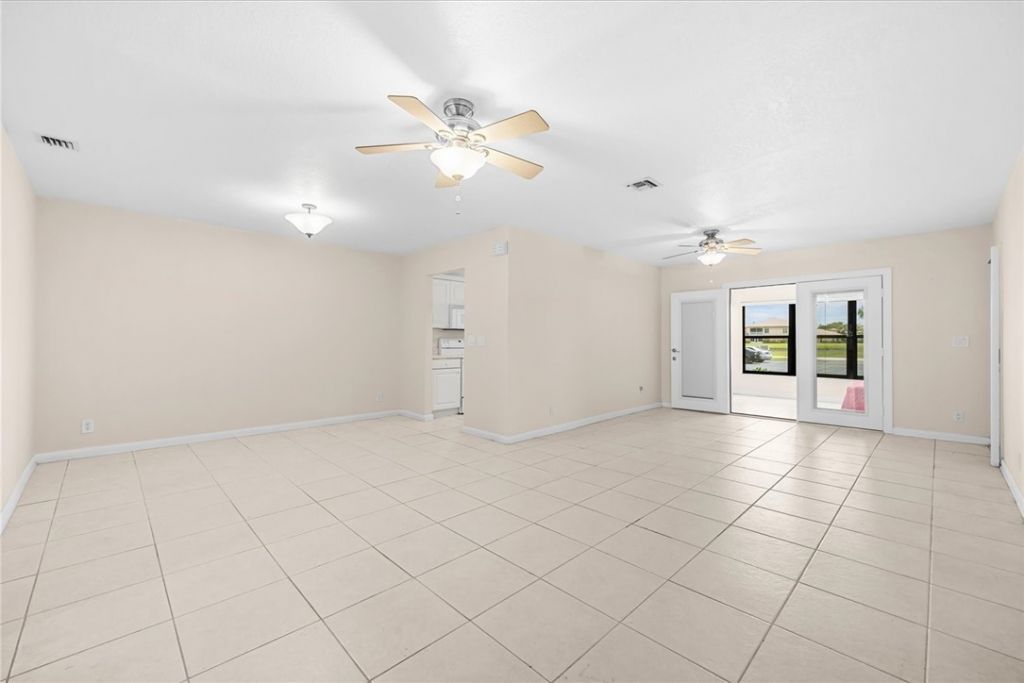 1758 Lakefront Boulevard, Unit B, Fort Pierce, FL 34982 Photo