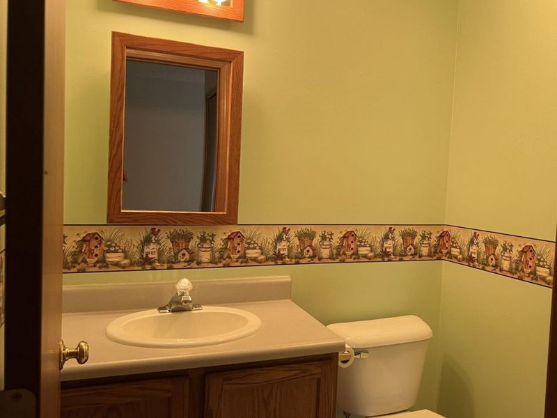1013 Cherokee Crossing, Waynesfield, OH 45895 Photo 22