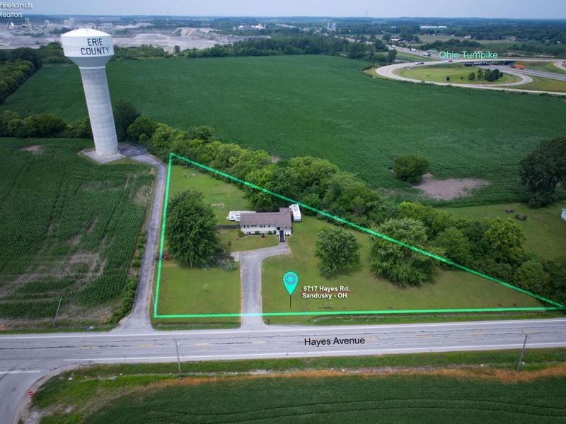 9717 Hayes Avenue, Sandusky, OH 44870 Photo 1