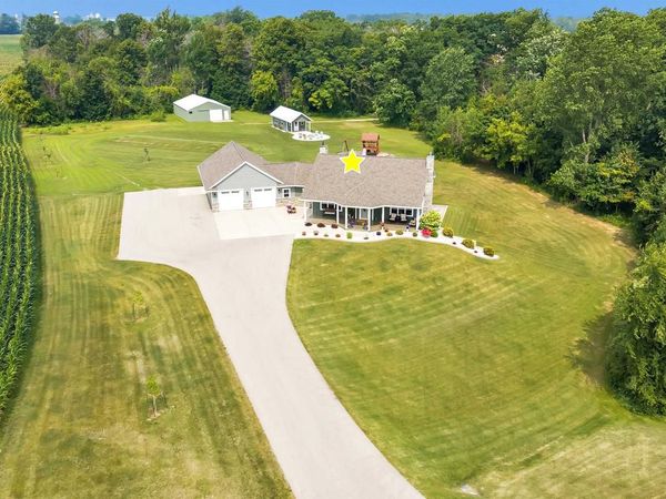 N7273 MOORE ROAD, Seymour, WI 54165