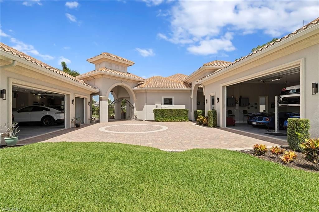 5031 Groveland Ter , Naples, FL 34119 Photo