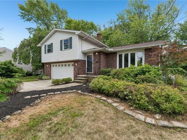 644 Wellfleet Drive, Bay Village, OH 44140
