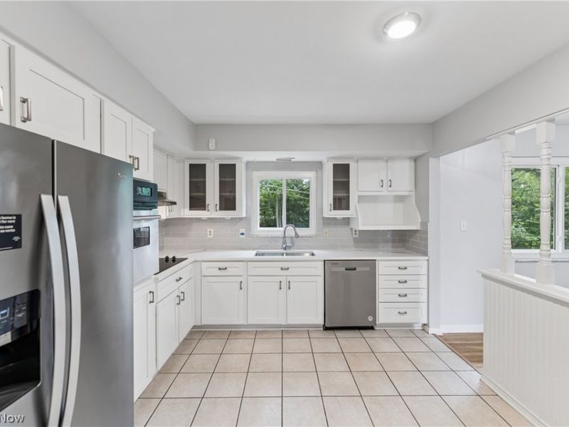 644 Wellfleet Drive , Bay Village, OH 44140 Photo 6