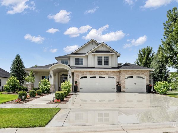 1137 W Back Forty Dr, Eagle, ID 83616