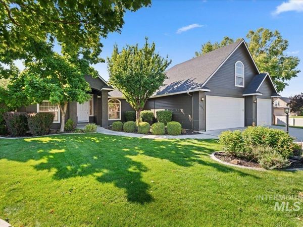 3901 N Price Way, Meridian, ID 83646