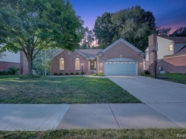 3712 Seney Drive, Orion Twp, MI 48360