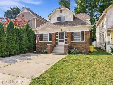 7390 West Road , Washington Twp, MI 48094