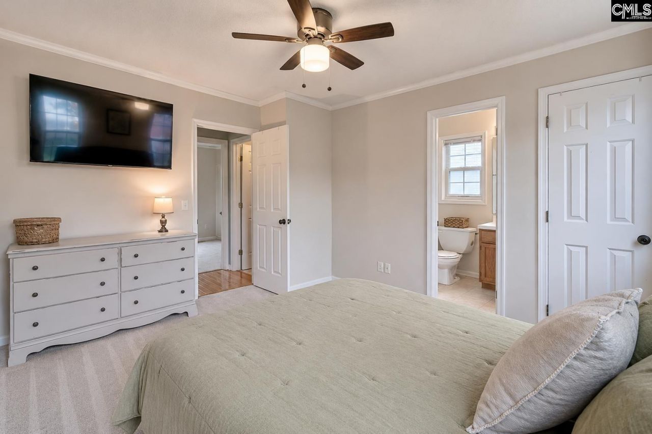 1161 Lake Shire Drive  Photo 12