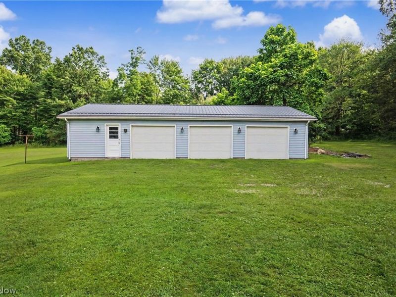 4647 Cooper Road , Lowellville, OH 44436 Photo 5