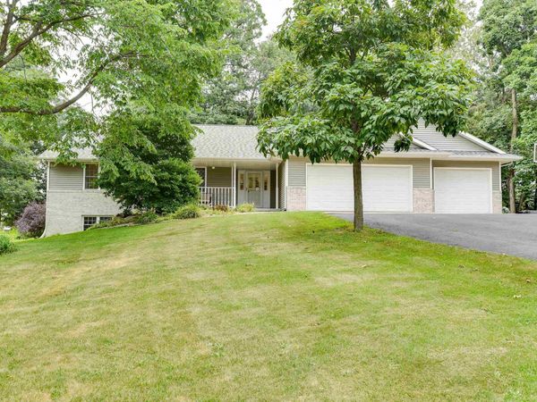 N5668 Shea Lane, Albany, WI 53502