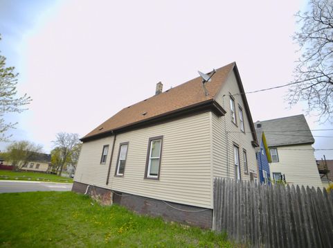Main Photo