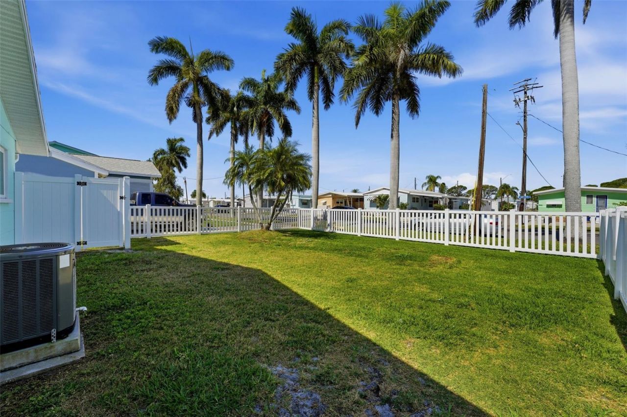 4517 103rd Street Court W, Bradenton, FL 34210 Photo