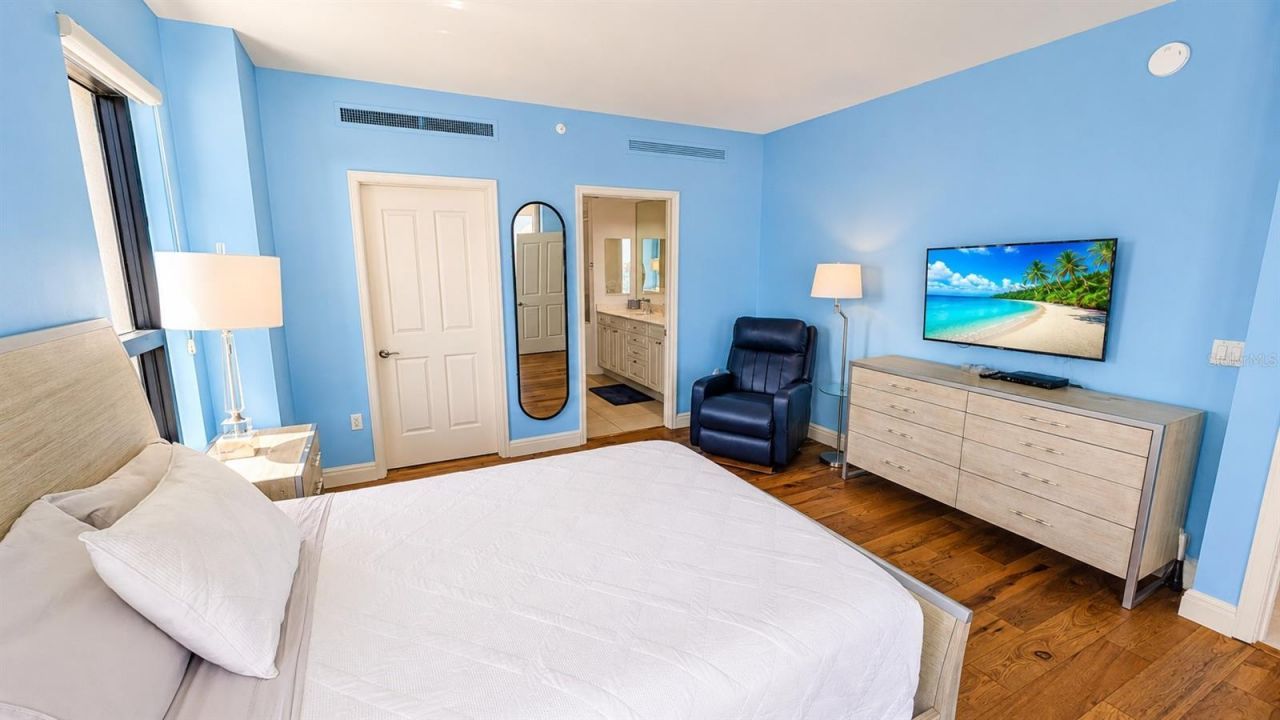 50 Central Avenue , Unit 11A, Sarasota, FL 34236 Photo