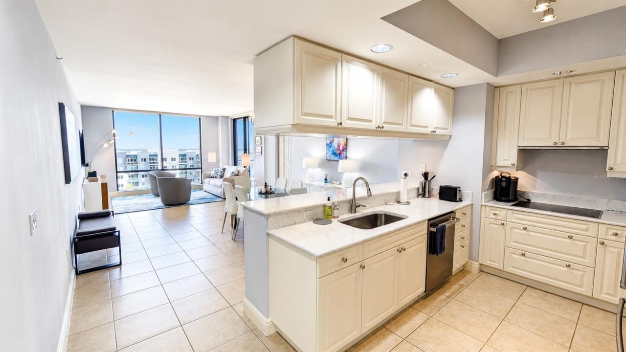 50 Central Avenue , Unit 11A, Sarasota, FL 34236 Photo